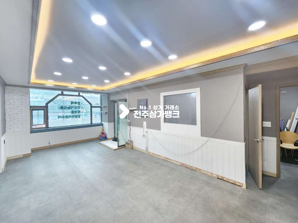 전북 전주완산구 효자동1가 서부시장부근 광고효과좋은 삼거리 매장 내부 깔끔하여 즉시입주가능 피부,미용 강력추천 월세 매물번호 14767 사진 3