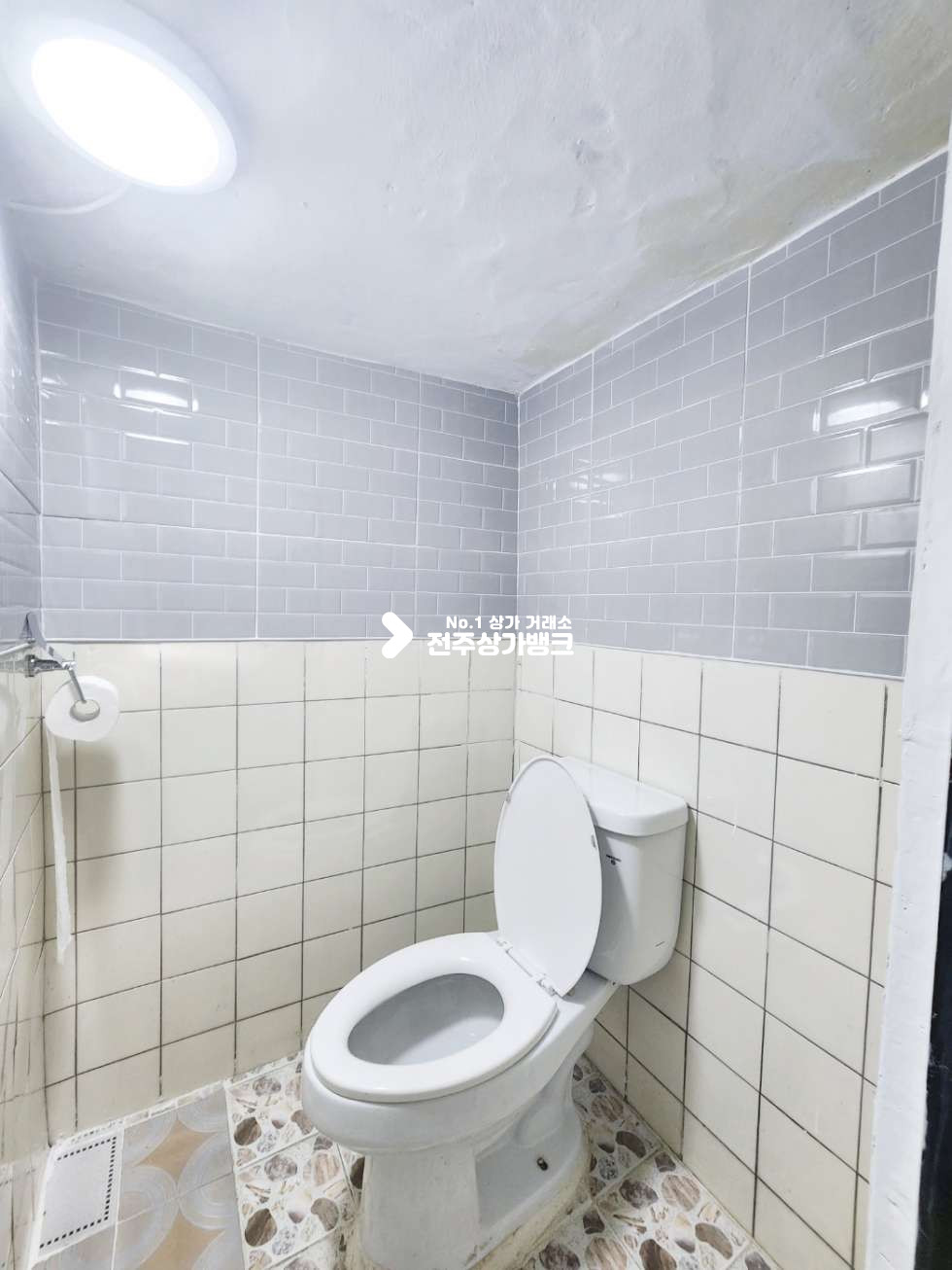 전북 전주완산구 효자동1가 서부시장부근 깔끔 천정,바닥,화장실 깔끔 리모델링 즉시입주가능 월세 매물번호 14768 사진 6