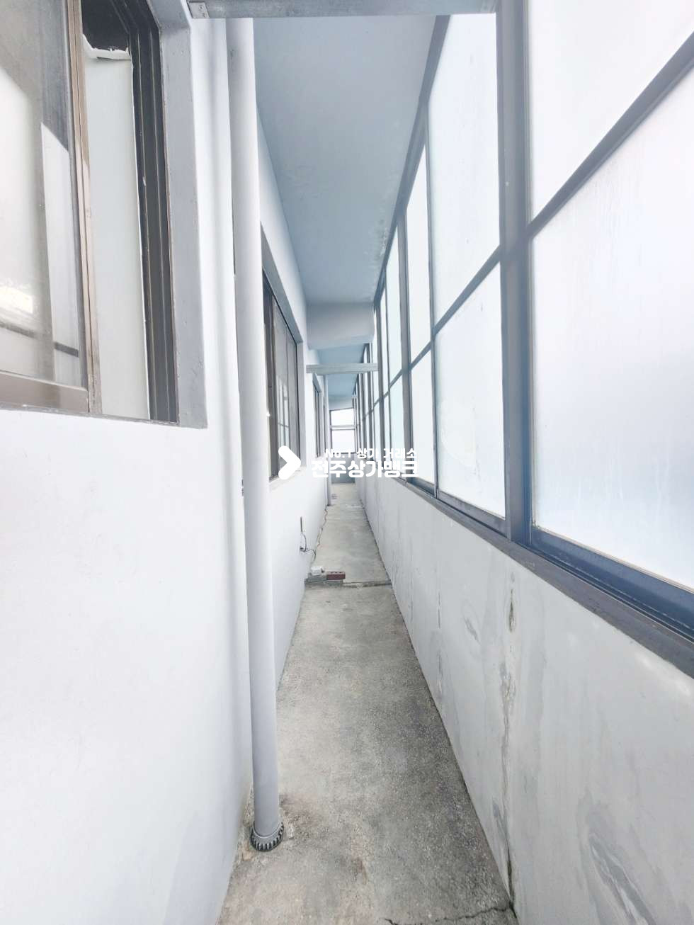 전북 전주완산구 효자동1가 서부시장부근 리모델링된 3층 사무실 임대 넒은평수 !! 즉시입주가능 월세 매물번호 14769 사진 7