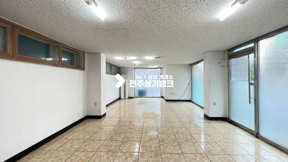 전북 전주완산구 효자동3가 ★유통업,사무실★모든업종적극추천★내부에어컨,씽크대화장실있음~★ 월세 매물번호 14797 사진 2
