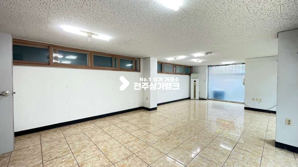 전북 전주완산구 효자동3가 ★유통업,사무실★모든업종적극추천★내부에어컨,씽크대화장실있음~★ 월세 매물번호 14797 사진 4