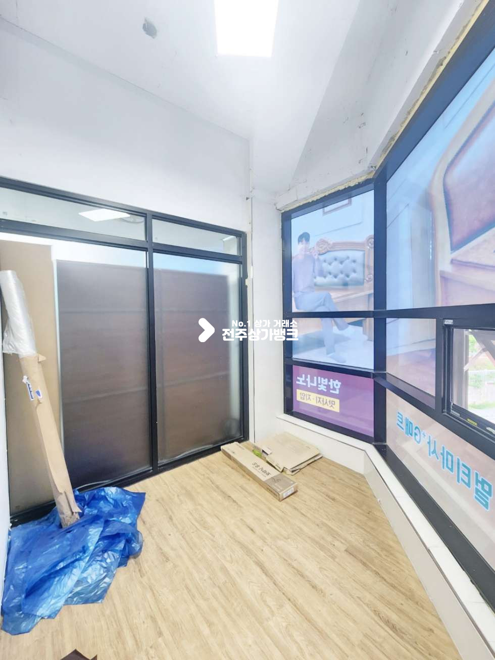 전북 전주완산구 평화동2가 평화동2가 풀리모델링 , 내부 에어컨 룸분리 ,화물엘리베이터 설치 ! 즉시입주가능 월세 매물번호 14815 사진 5