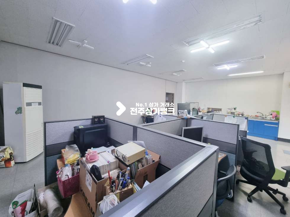 전북 전주완산구 효자동3가 효자동3가 인테리어 잘되어있는 68평 매물입니다.조정가능 월세 매물번호 14511 사진 11