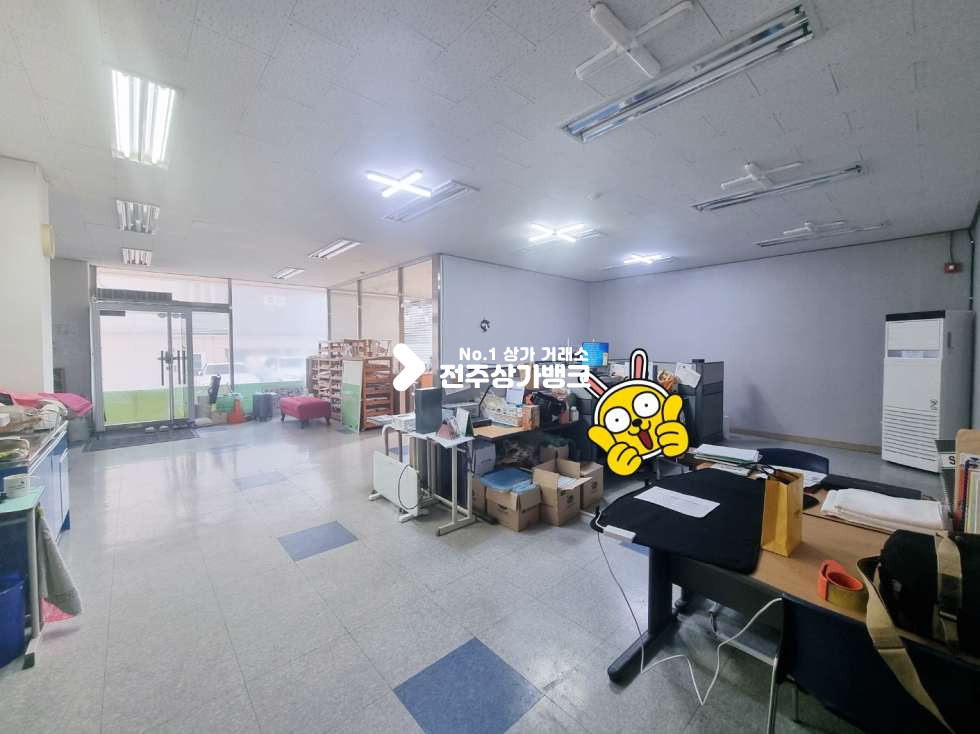 전북 전주완산구 효자동3가 효자동3가 인테리어 잘되어있는 68평 매물입니다.조정가능 월세 매물번호 14511 사진 12