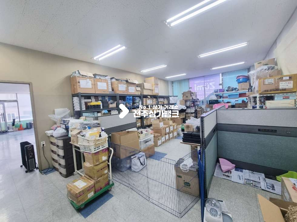 전북 전주완산구 효자동3가 효자동3가 인테리어 잘되어있는 68평 매물입니다.조정가능 월세 매물번호 14511 사진 13