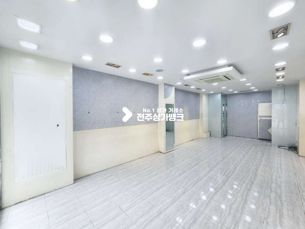 전북 전주완산구 삼천동1가 삼천동 유동인구 매우많은 대로변 1층 상가 내부 인테리어완비 판매점 강력추천!!! 월세 매물번호 14826 사진 3