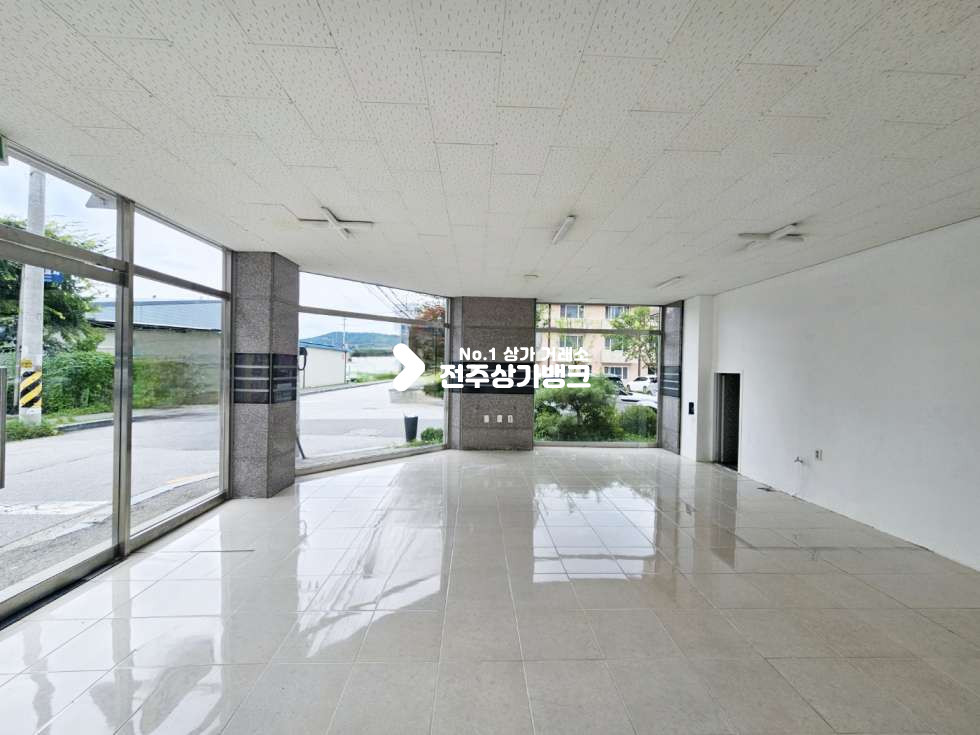 전북 전주완산구 삼천동1가 ★코너상가★사무실,네일,미용,제과,공방★ 월세 매물번호 14863 사진 2