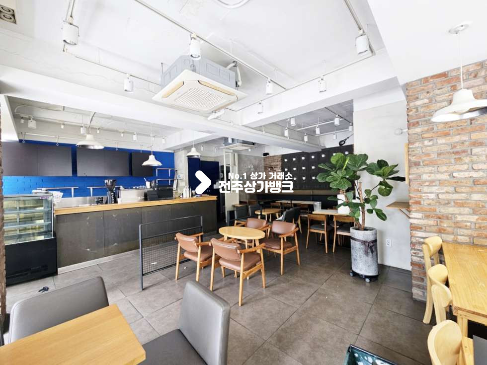 전북 전주완산구 삼천동1가 ★프렌차이즈카페추천★상권좋은대로변★업종변경시권리금없음★ 월세 매물번호 14862 사진 1