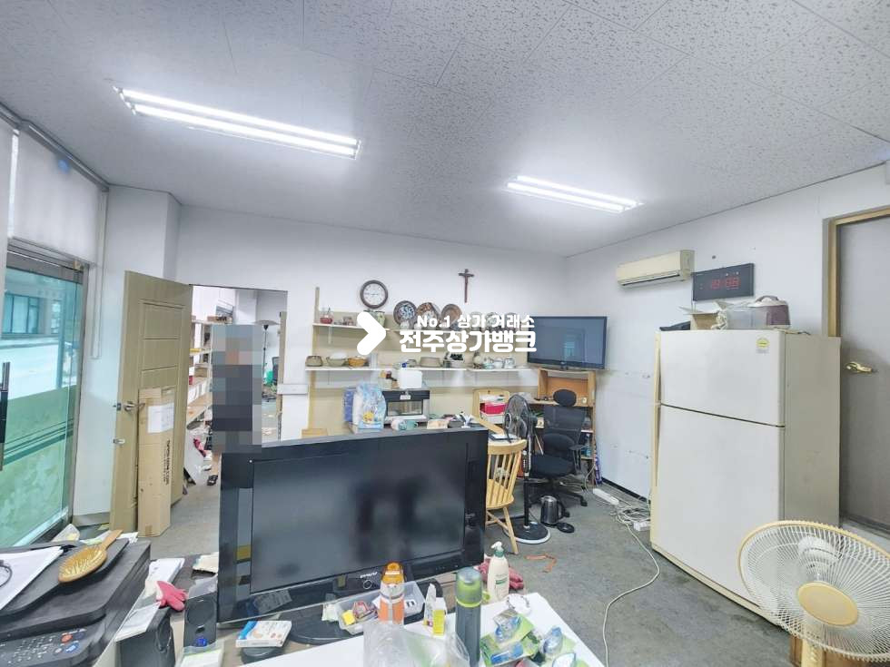 전북 전주완산구 효자동3가 효자동3가 평수대비 저렴한 가격 넒은 평수대 서비스판매점,사무실등 강력추천 월세 매물번호 14867 사진 2