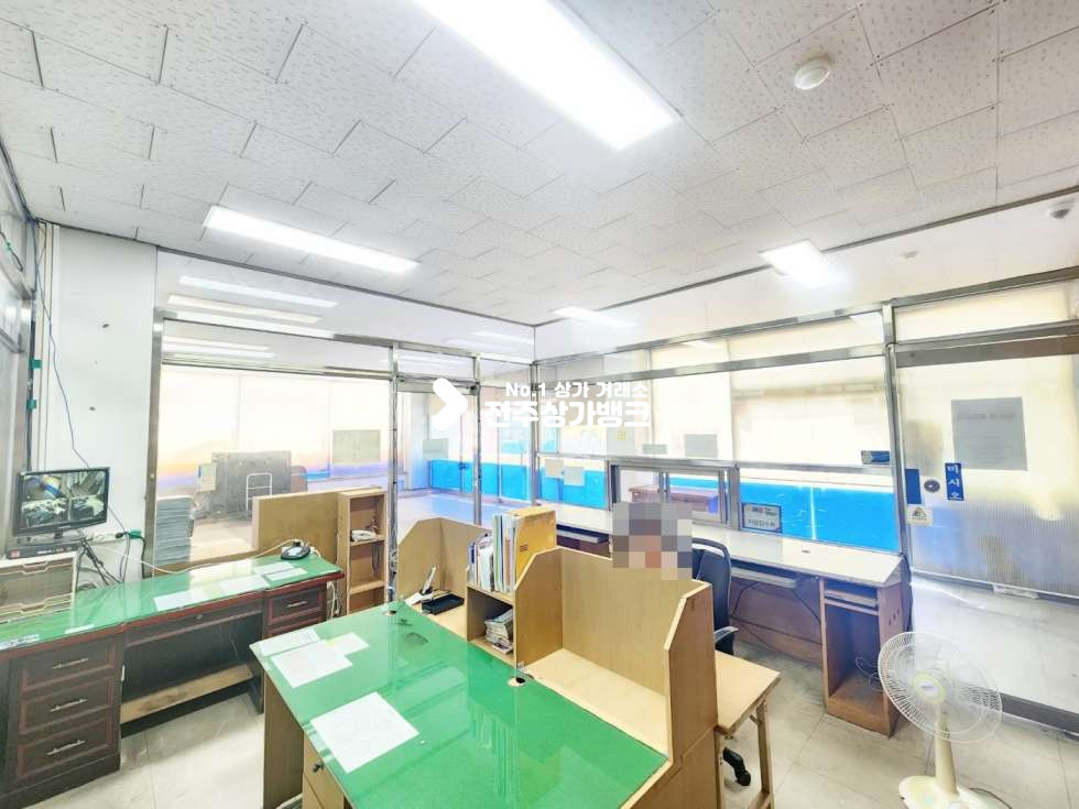 전북 전주덕진구 진북동 진북동 사거리부근 광고효과좋은 1층상가 내부깔끔 즉시입주가능 ,내부철거도가능 월세 매물번호 14871 사진 7