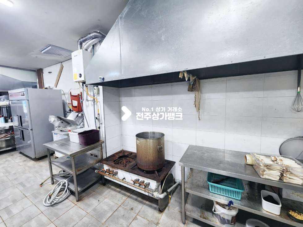 전북 전주완산구 효자동2가 효자동2가 매출 잘나오는 샤브집 양도양수 권리금협의가능 , 입주일 협의가능 월세 매물번호 14893 사진 16