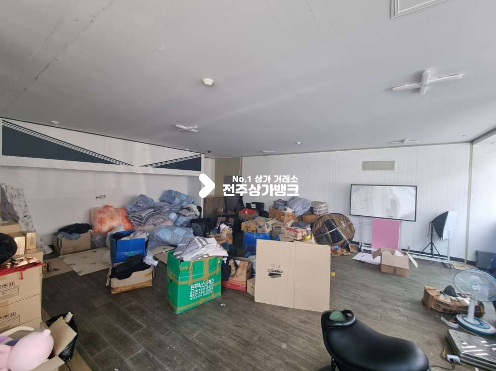 전북 전주완산구 서노송동 ★서노송동 코너 광고효과 좋은 1층 사무실 ★ 월세 매물번호 14903 사진 6