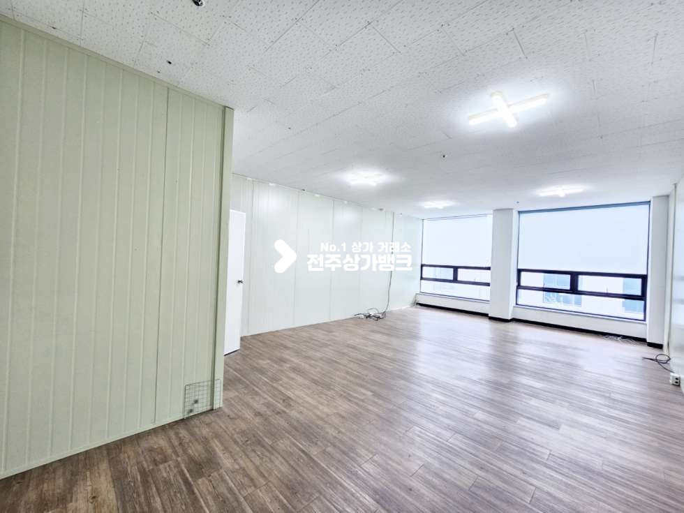 전북 전주완산구 효자동2가 ★깔끔한 사무실매물★ 월세 매물번호 14907 사진 2