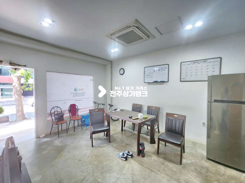 전북 전주완산구 삼천동1가 삼천동 저렴한가격대 17평형 1층 상가 협의입주가능 월세 매물번호 14913 사진 3