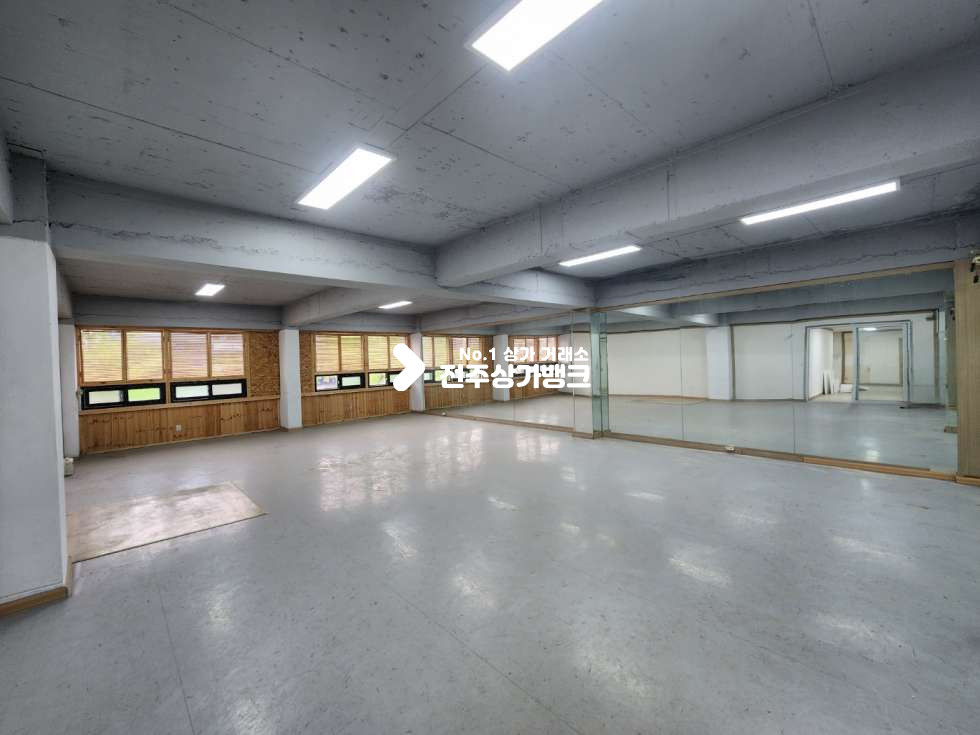 전북 전주완산구 효자동1가 효자동1가 백제대로부근 70평형 넒고 저렴한 사무실 강력추천 월세 매물번호 13928 사진 6