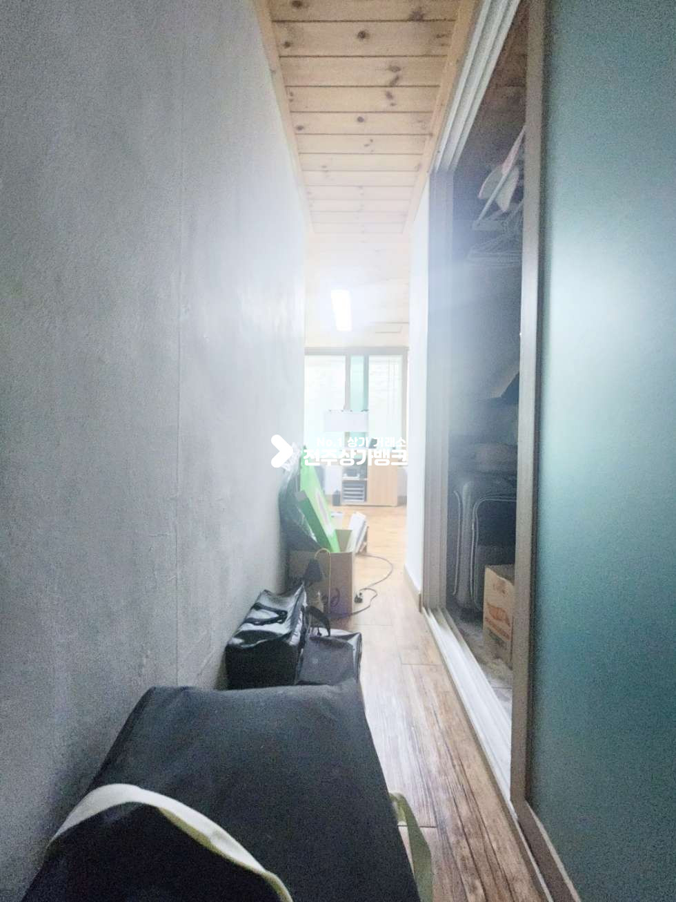 전북 전주완산구 효자동3가 효자동1층 사무실로 사용하시기 매우좋은곳 내부 깔끔 , 룸분리 가격 저렴 ,화장실 2개있음 월세 매물번호 14849 사진 6