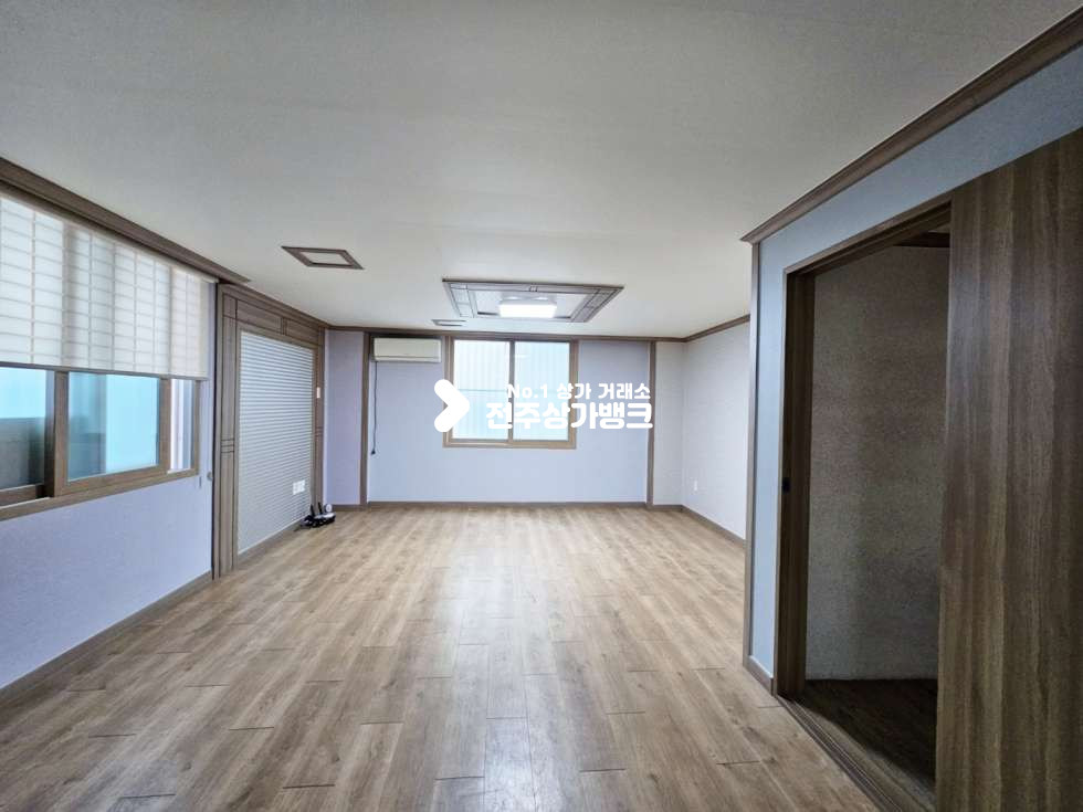 전북 전주완산구 효자동3가 ★사무실및쇼핑몰추천매물★주거까지 가능한 사무실★ 월세 매물번호 14106 사진 2