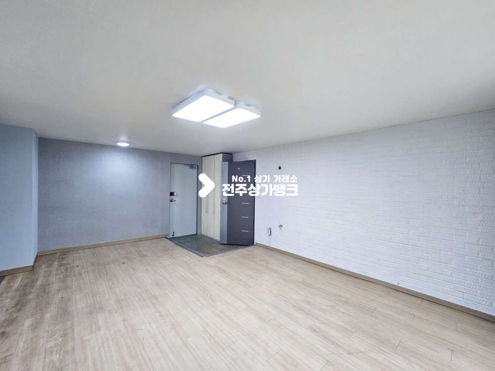 전북 전주완산구 효자동3가 ★사무실및쇼핑몰추천매물★주거까지 가능한 사무실★ 월세 매물번호 14106 사진 7