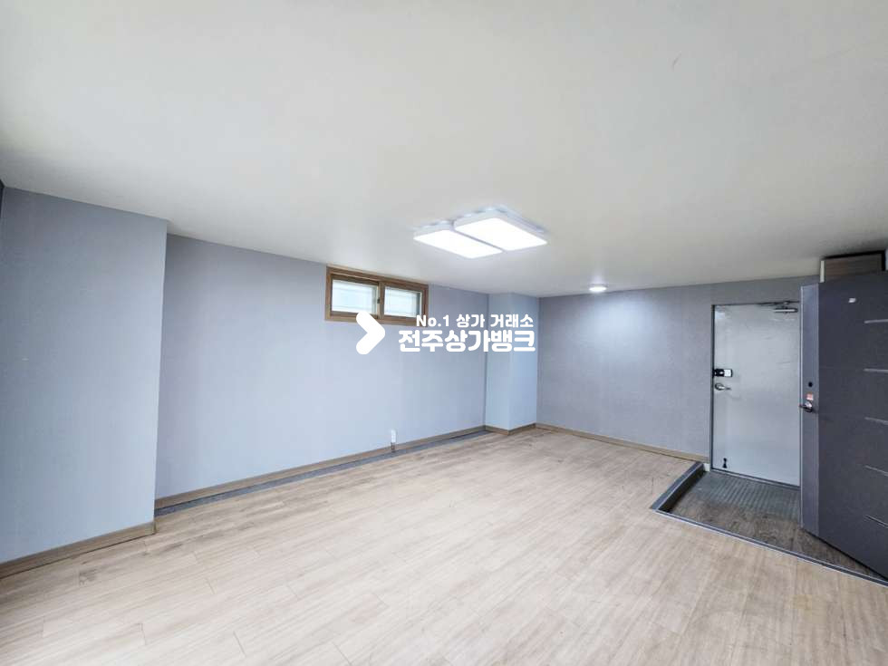 전북 전주완산구 효자동3가 ★사무실및쇼핑몰추천매물★주거까지 가능한 사무실★ 월세 매물번호 14106 사진 8