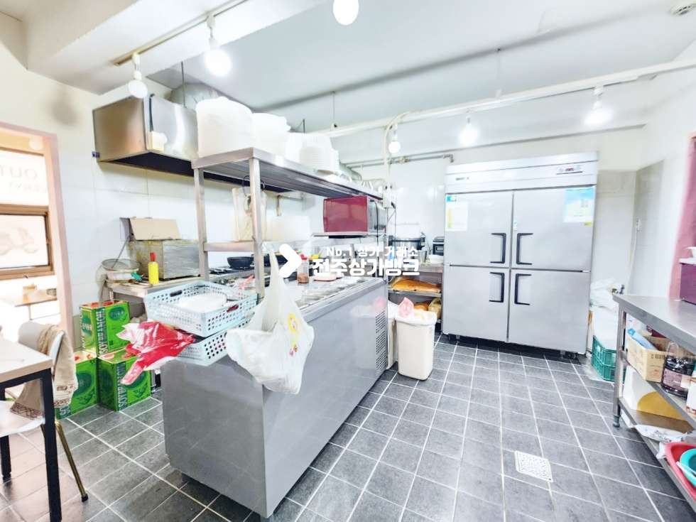 전북 전주완산구 효자동3가 무권리 양도양수 기전여고 정문앞쪽 분식점 양도양수 월세 매물번호 14098 사진 9