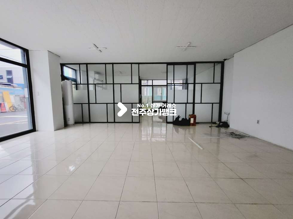 전북 전주완산구 중화산동2가 중화산동 깔끔한 내부 룸분리 시설비로 에어컨만 저렴하게 넘김 협의입주가능 월세 매물번호 14932 사진 1