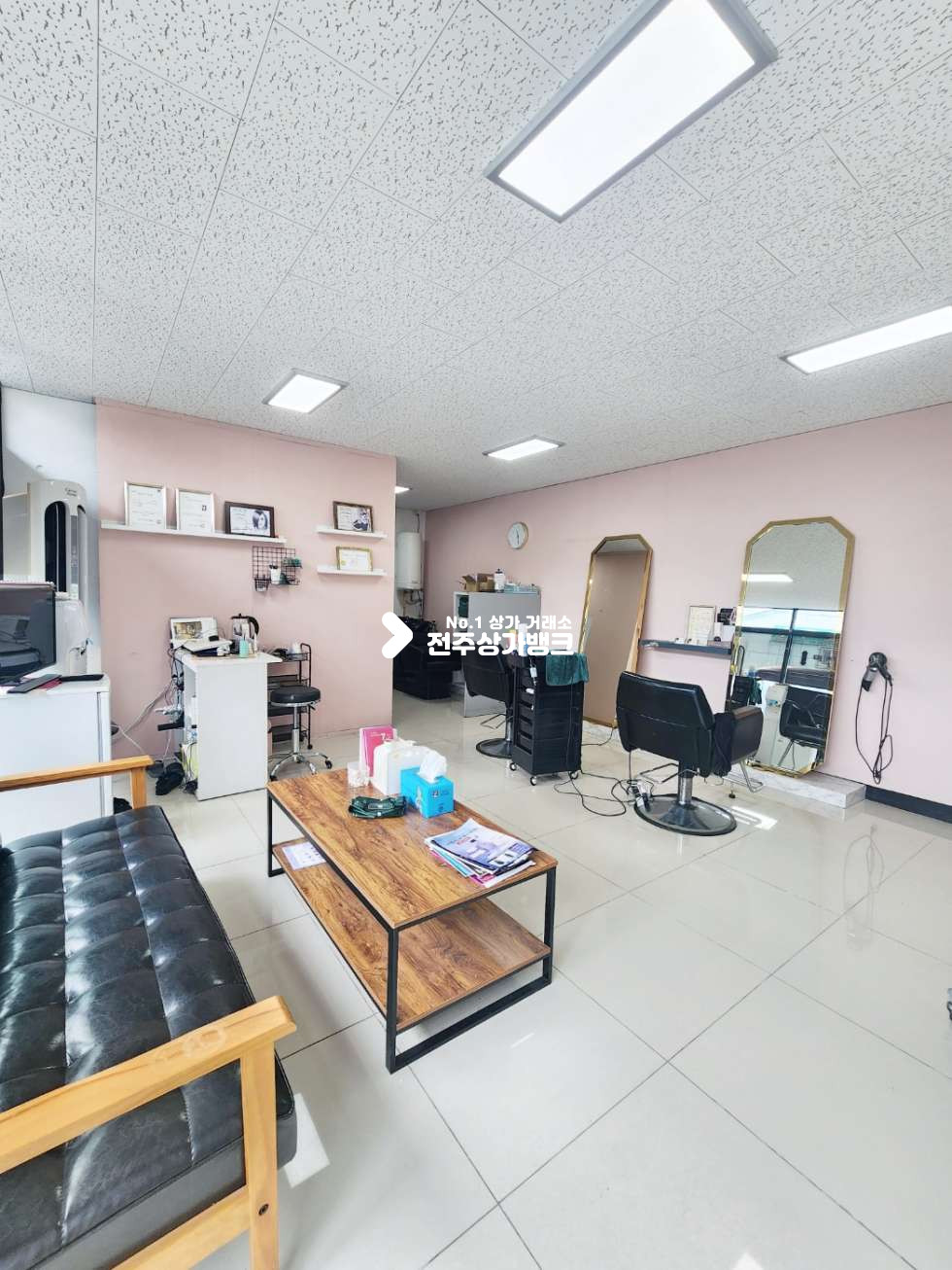 전북 전주완산구 중화산동2가 저렴한 가격대의 미용상가 권리금협의가능 협의입주가능 월세 매물번호 14935 사진 1