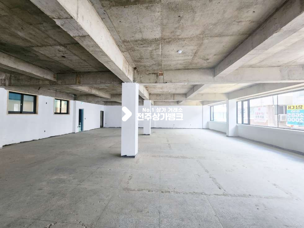 전북 전주완산구 중앙동3가 중앙동 객사초입부근 리모델링상가 사진관,대형음식점등 강력추천 월세 매물번호 14944 사진 2