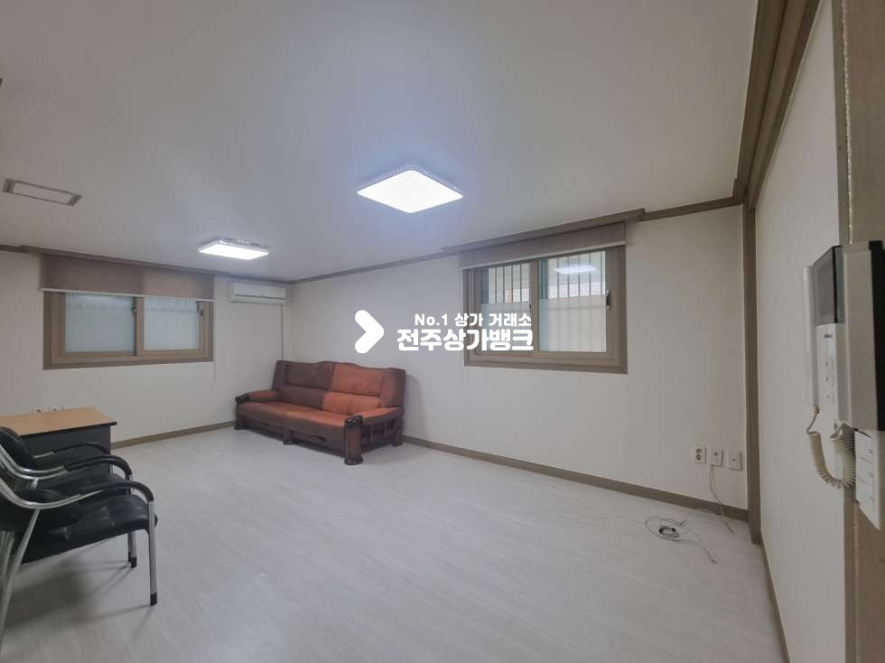 전북 전주완산구 효자동3가 ★효자동3가 저렴한 사무실 월세 매물번호 14110 사진 2