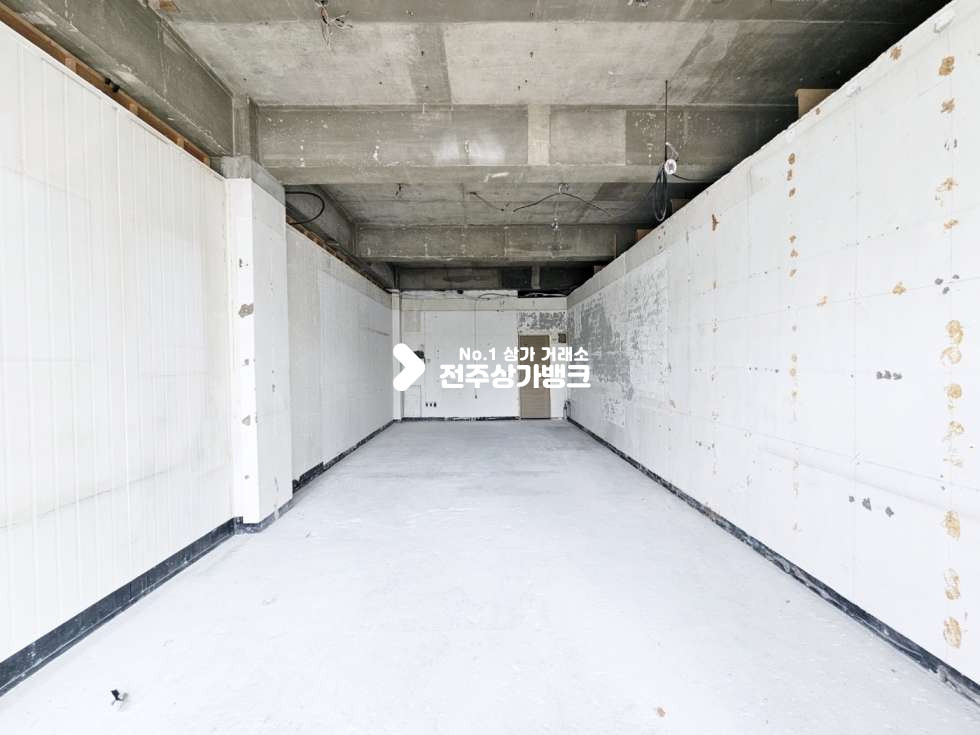전북 전주완산구 서신동 ★대로변1층상가★학교앞상권★내부화장실유★ 월세 매물번호 14971 사진 4