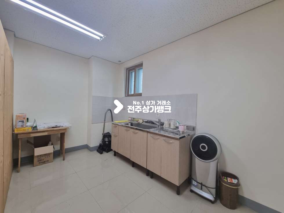 전북 전주완산구 효자동3가 ★서곡 광고효과 좋은 코너 상가 . ★ 월세 매물번호 15042 사진 9