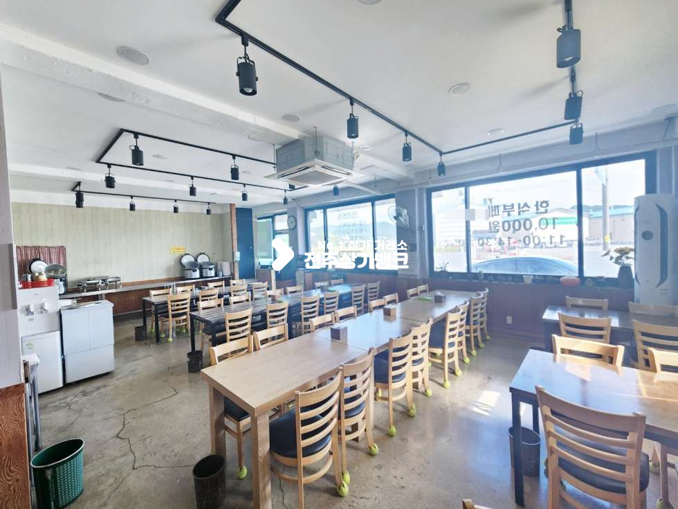전북 전주완산구 삼천동2가 삼천동2가 저렴한 ,무권리 한식점 임대 즉시사용가능 월세 매물번호 15048 사진 3