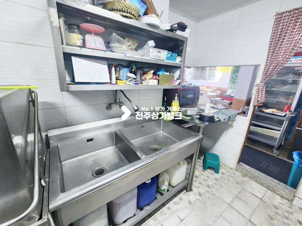 전북 전주완산구 삼천동2가 삼천동2가 저렴한 ,무권리 한식점 임대 즉시사용가능 월세 매물번호 15048 사진 10