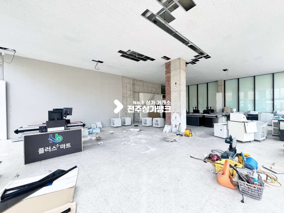 전북 전주완산구 효자동3가 ●문학초인근 판매점,사무실, 자유업종 추천● 월세 매물번호 15061 사진 1