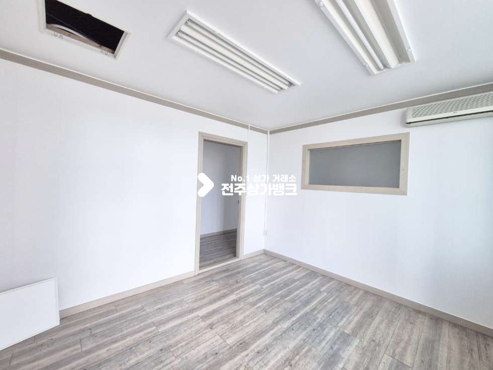 전북 전주완산구 평화동2가 ●평화동 대도로변 3층 54평 사무실,학원 추천● 월세 매물번호 15092 사진 6