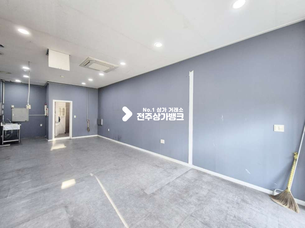 전북 전주덕진구 우아동2가 ★아중리 1층 20평 상가 뷰티샵, 커피숍 추천★ 월세 매물번호 15115 사진 1