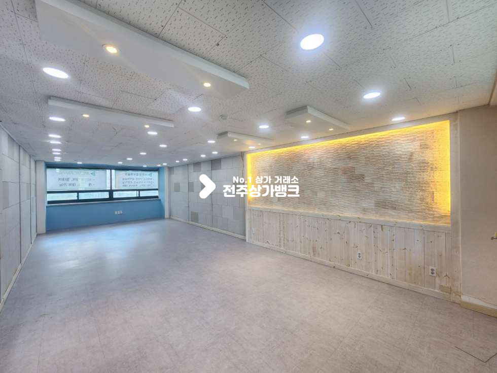 전북 전주완산구 효자동3가 효자동3가 서곡부근 저렴한 4층상가 인테리어 깔끔 즉시입주가능 학원,사무실강력추천 월세 매물번호 15169 사진 1
