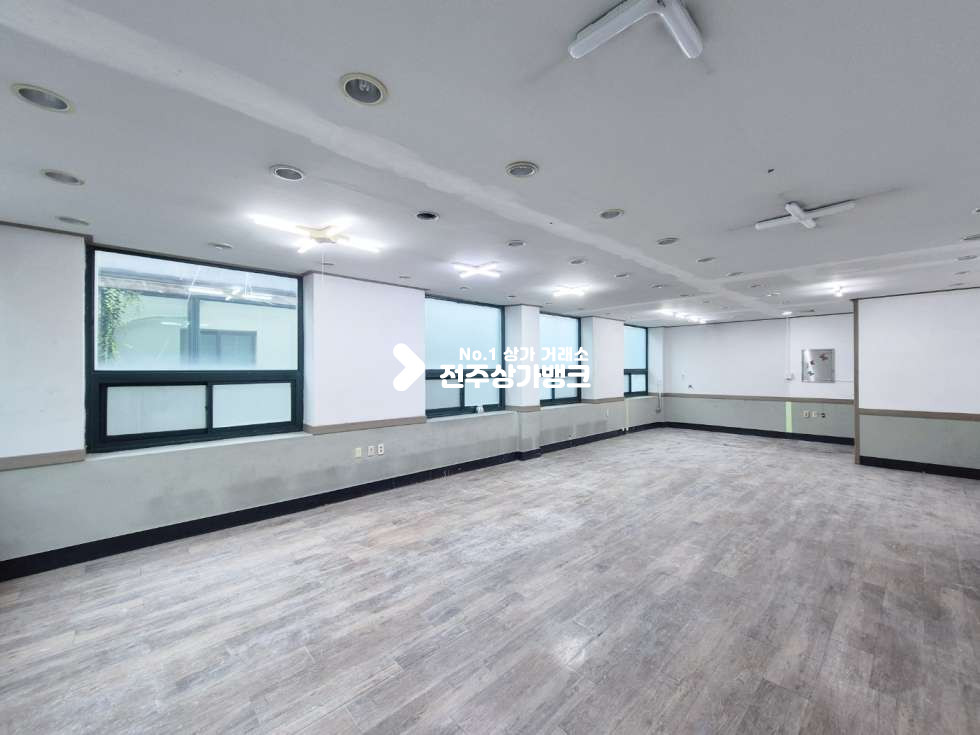 전북 전주완산구 효자동3가 ☆서곡 2층 사무실 추천☆ 월세 매물번호 15192 사진 4