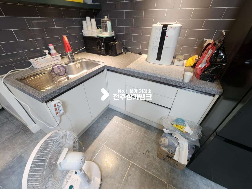 전북 전주덕진구 송천동2가 동부대로 광고효과좋은 2층 사무실 임대 1대 지정주차 가능 즉시입주가능 월세 매물번호 15200 사진 5