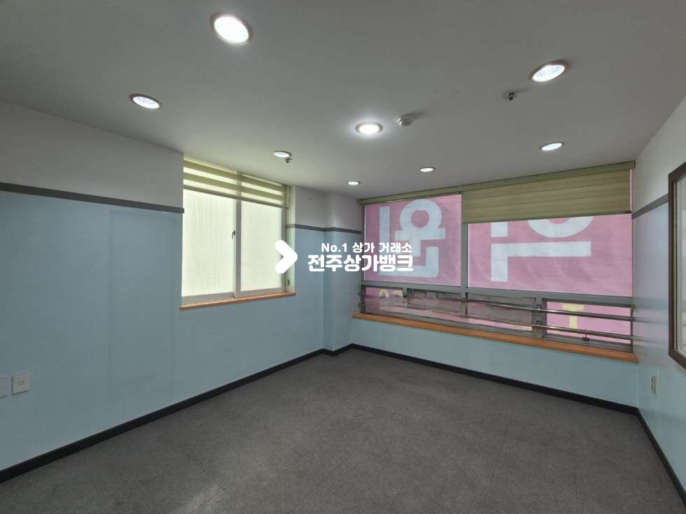 전북 전주덕진구 송천동2가 ○송천동 4층 72평 학원 추천○ 월세 매물번호 15207 사진 3