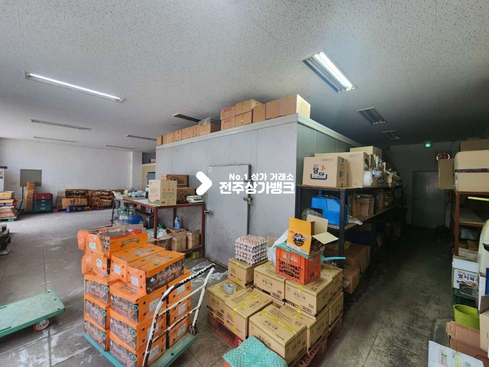 전북 전주덕진구 송천동2가 송천동2가 60평형 주차완벽 1층상가임대 내부 냉장창고 철거예정 판매점,유통업 강력추천 월세 매물번호 15218 사진 1