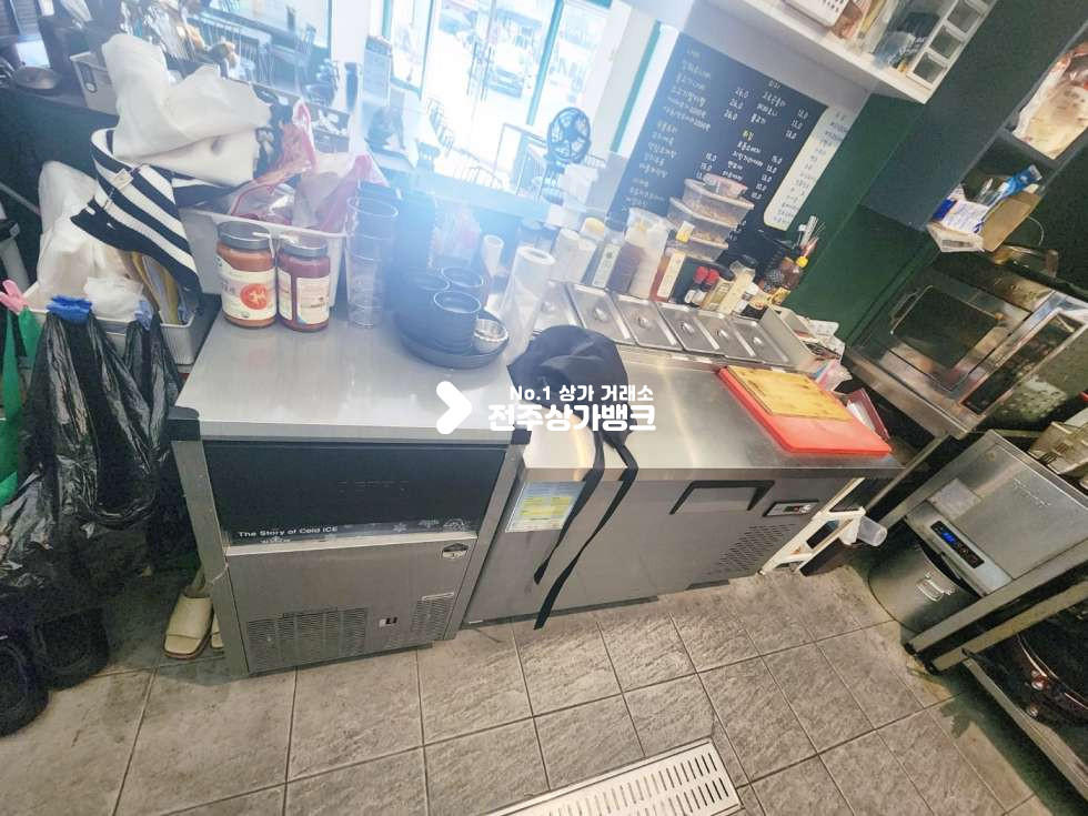 전북 전주덕진구 덕진동2가 하가지구 먹자골목내 인테리어 예쁜 주점 권리금협의가능 월세 매물번호 15170 사진 7