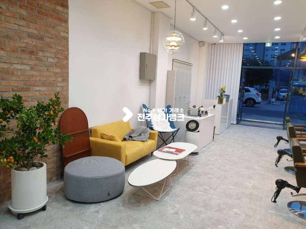전북 전주완산구 효자동2가 효자동2가 집기일체 저렴한 권리금 20평 깔끔한 인테리어 미용상가 양도양수 월세 매물번호 14794 사진 3