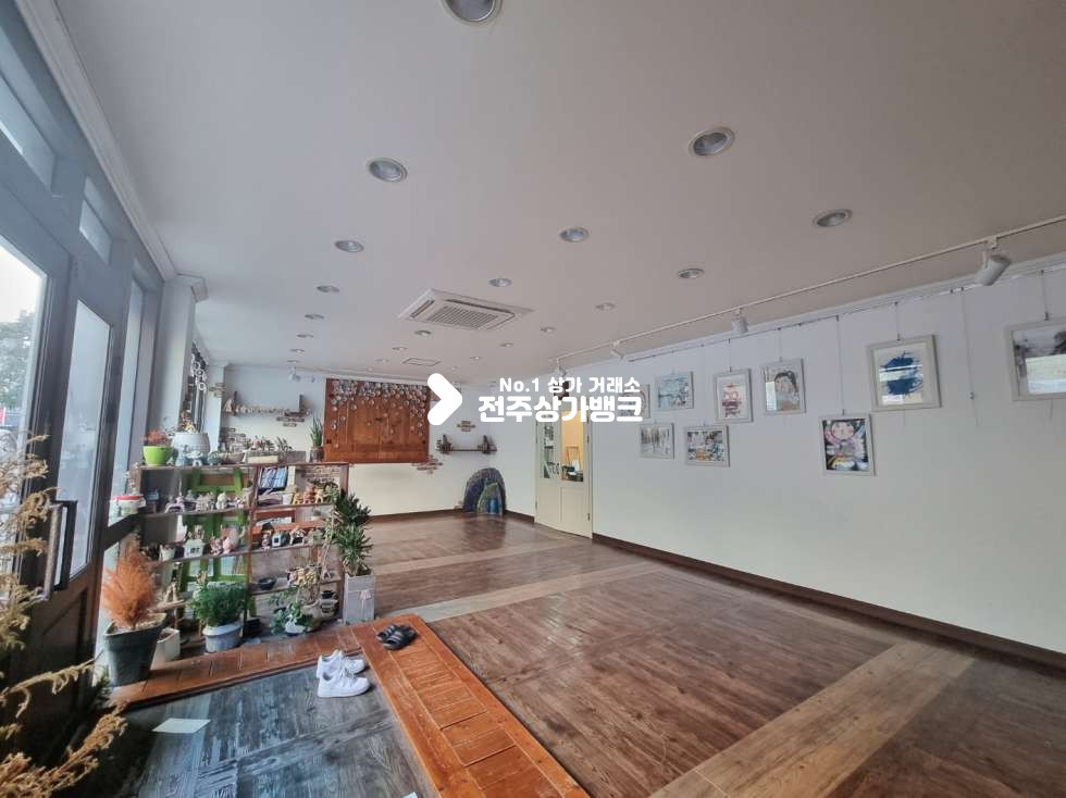 전북 전주완산구 서신동 ★서신동 학교 인테리어 굳!!40평 학원 사무실.자유업종 추천 ★ 월세 매물번호 15181 사진 4