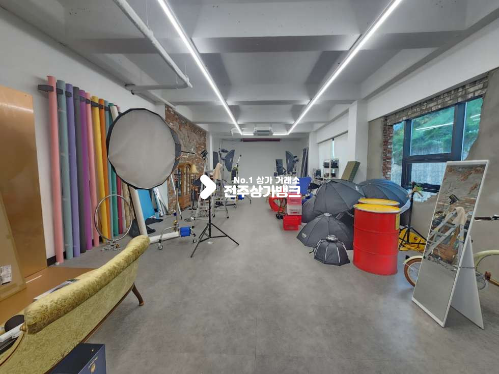 전북 전주완산구 서신동 ★서신동 72평상가 분할가능 엘베 주차장있음★ 월세 매물번호 15274 사진 9