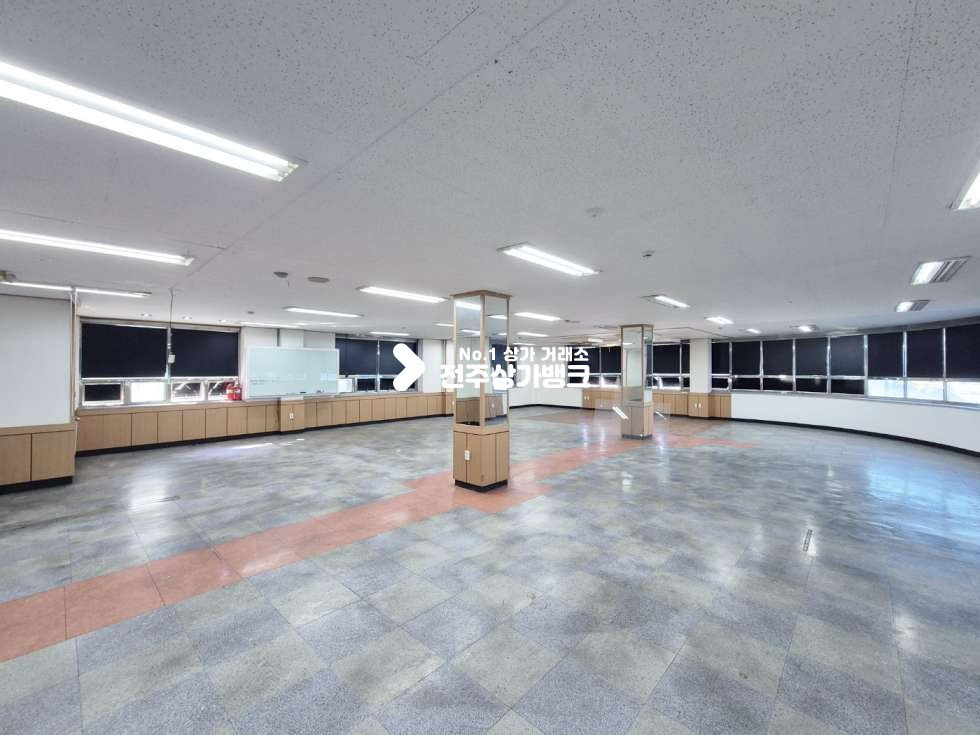 전북 전주완산구 중화산동2가 ○중화산동 백제대로변 4층 70평 사무실 추천○ 월세 매물번호 15280 사진 1