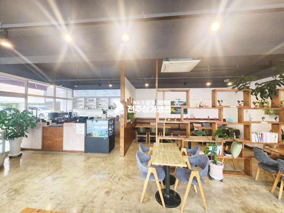 전북 전주덕진구 우아동2가 저렴한 월세 저렴한 권리금 협의도 가능 까페 양도양수 월세 매물번호 15286 사진 2