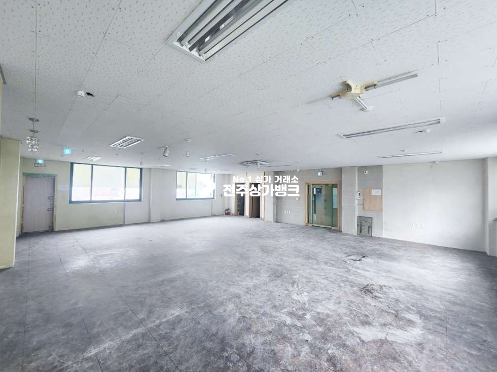 전북 전주완산구 효자동3가 서곡 아파트앞 상권 학원으로 강력추천 , 내부 싱크대설치 , 내부화장실 있음 월세 매물번호 15287 사진 5