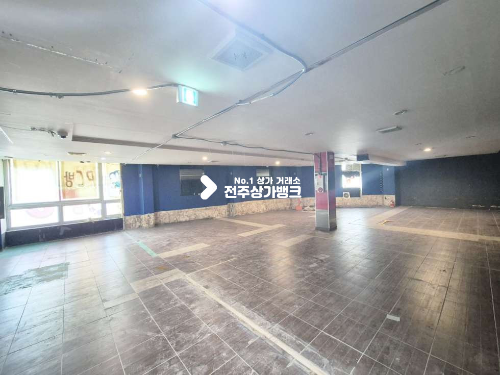 전북 전주완산구 중화산동2가 ○중화산동 공원옆 2층 상가 52평○ 월세 매물번호 15295 사진 1