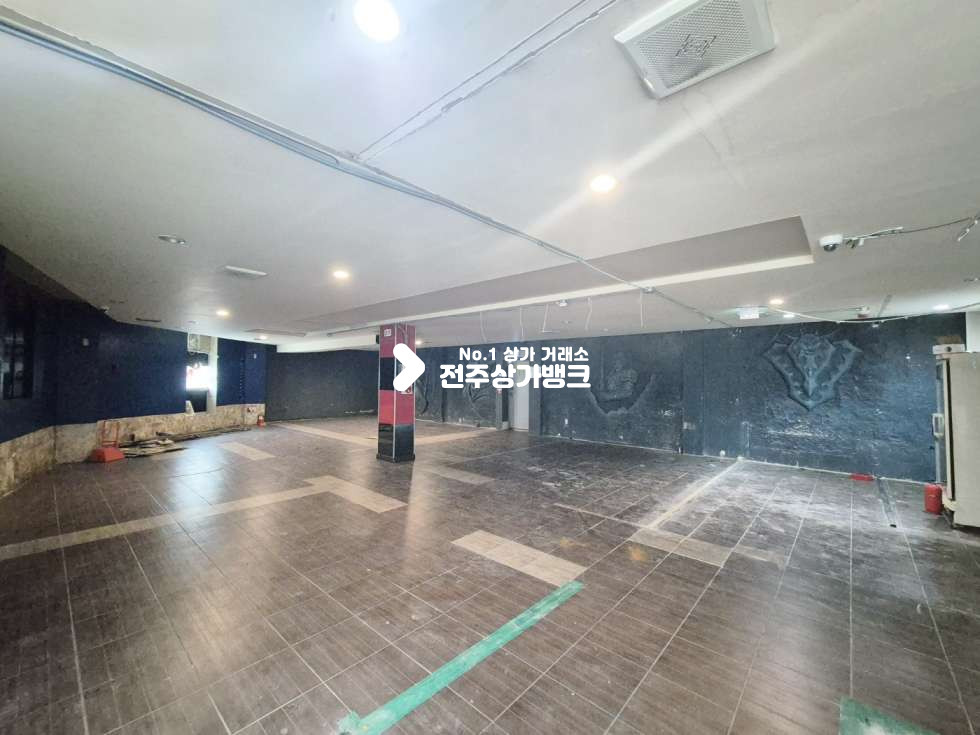 전북 전주완산구 중화산동2가 ○중화산동 공원옆 2층 상가 52평○ 월세 매물번호 15295 사진 4