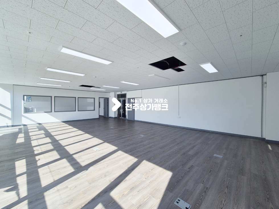 전북 전주완산구 효자동3가 ○신시가지 대로변 2층상가 50평 깔끔한 건물 사무실 추천○ 월세 매물번호 15363 사진 3